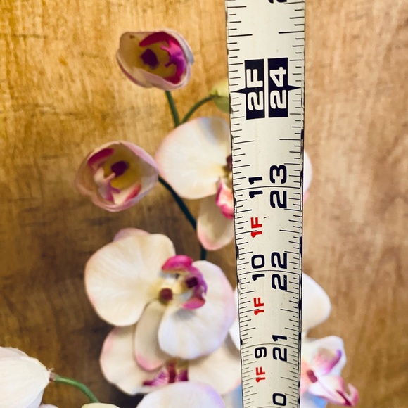 Orchidae Astralgus Silk Faux Orchid Standing Plant With Leaves & Bronze Pot - Picture 7 of 8